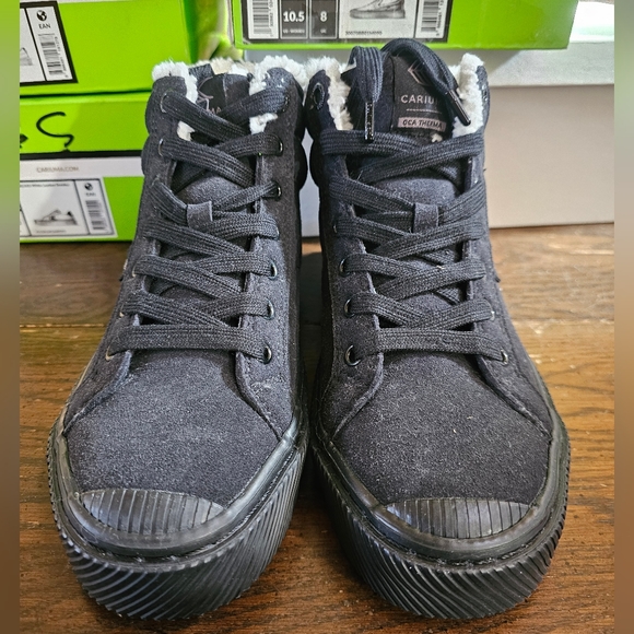 Cariuma OCA High Therma All Black Suede Boots Size 5M/6.5W NIB - Picture 4 of 9